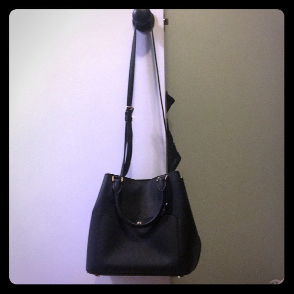 Michael kors shoulder or crossbody purse.